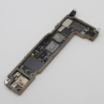 Placa base CNC iPhone 13 Cara B o INFERIOR DUAL SIM (SIN WIFI) Versión Europea